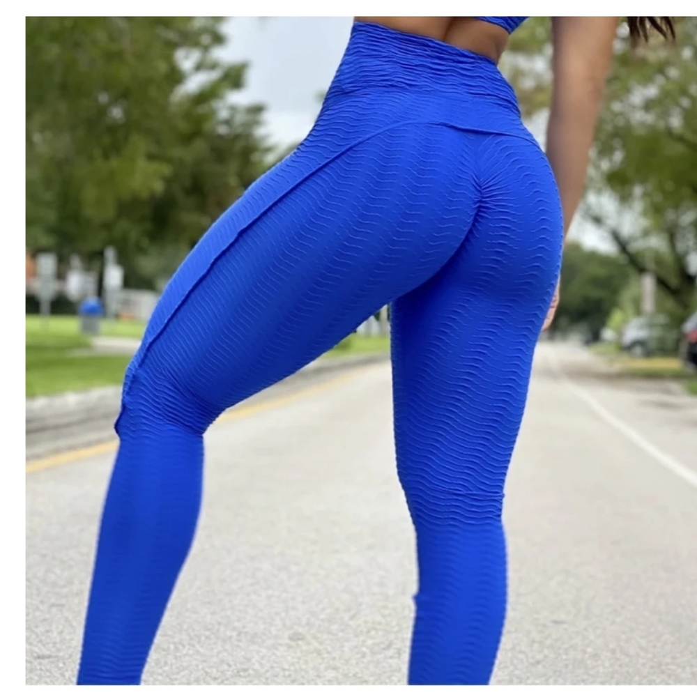 Scrunch butt leggings